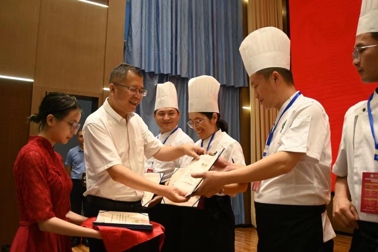 1717399007742839.jpg 1717399007742839.jpg